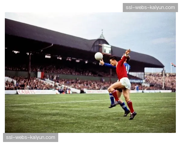 BMX泥地竞速世界杯荷兰站:卫冕冠军在四分之一决赛意外出局 BMX泥地竞速世界杯荷兰站:卫冕冠军在四分之一决赛意外出局